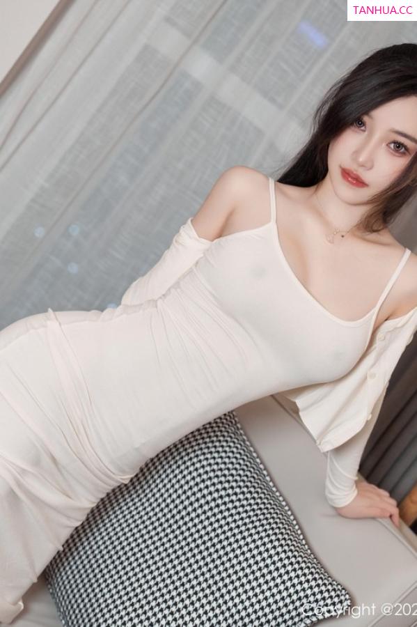   [XiuRen]高清写真图 2023.05.18 No.6761 妙可可Cheese 丝袜美腿第23张图片